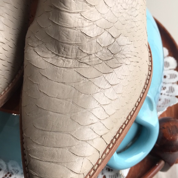 Matisse Caty boots very used in good condition. Cute with jeans !! Size 7.5 - Picture 3 of 5